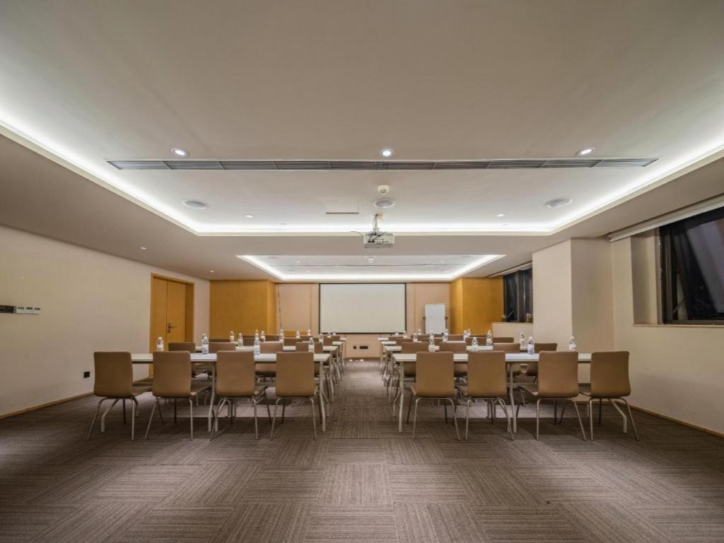 Ji Hotel Chengdu Global Center Exteriör bild